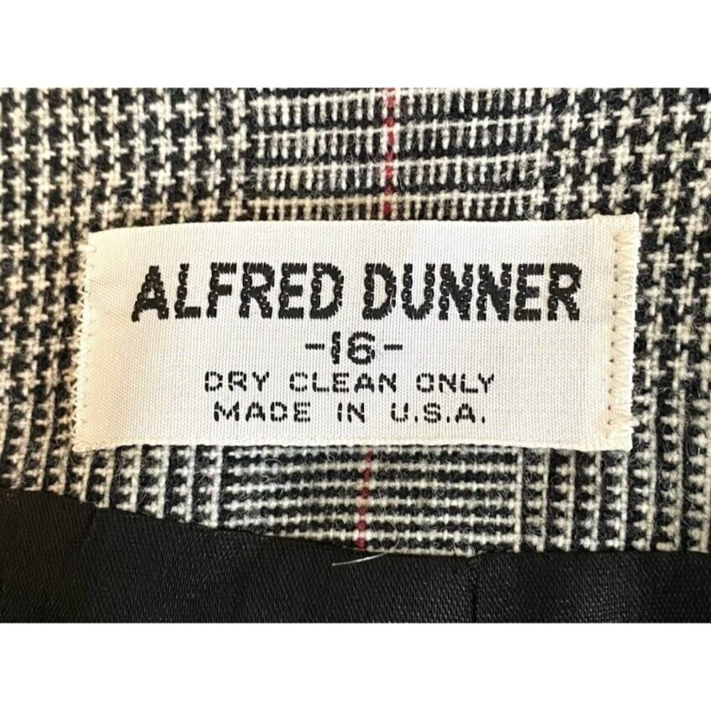 Alfred Dunner Womens Plaid Black & Pink Blazer Size 16 Lined Career Casual - Picture 4 of 5